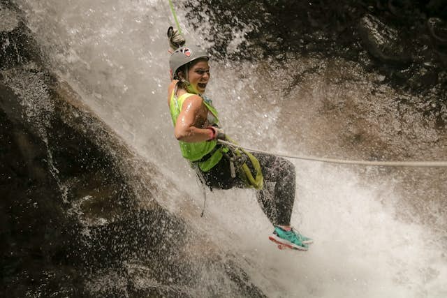 5 Tips for Rappelling in Costa Rica